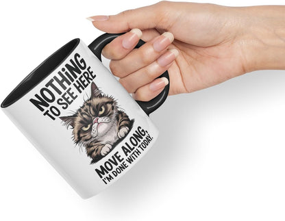 Vixar Nothing to See Here Move Along Cat Mug – Coloured Ceramic Mug Cup Gift, 11oz (Black)